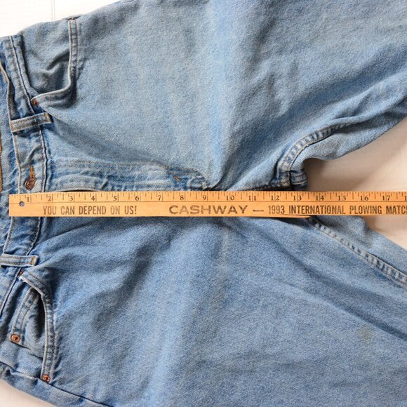 Vtg White Tab Levi's Tapered Jeans - Picture 7 of 14